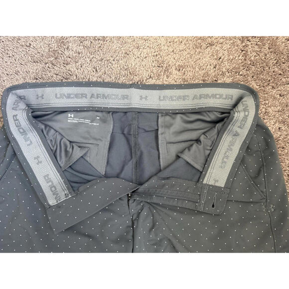 Under Armour Shorts Men's sz 34 Loose Golf Heat Gear Gray Dot Elastic 10" - Picture 7 of 15